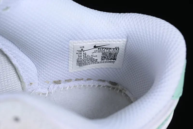 All categories Nk SB Dunk series Nk SB Dunk Low low-top sneakers F version Nk Dunk Low GS "Paisley Print" tie-dyed SB low-top sports and casual sneakers FJ7707-131